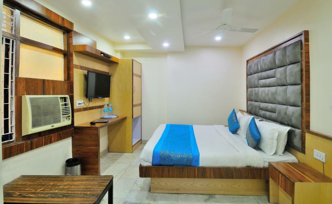 Hotel Lahorimal Deluxe 新德里 外观 照片