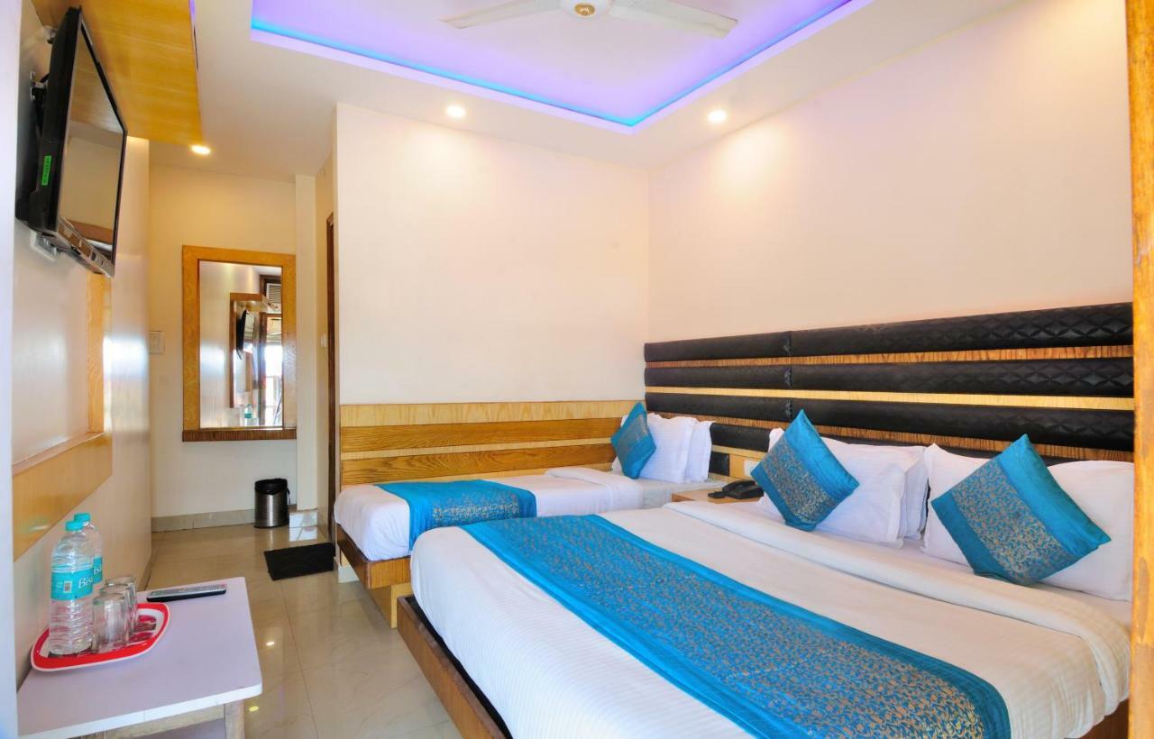 Hotel Lahorimal Deluxe 新德里 外观 照片