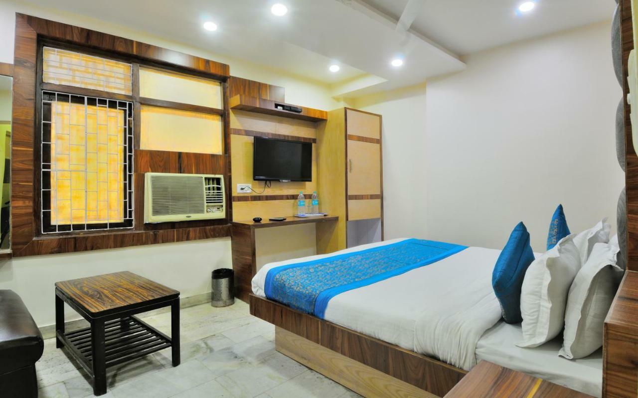 Hotel Lahorimal Deluxe 新德里 外观 照片